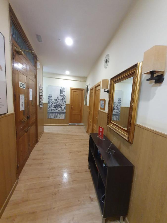 Hostal Oporto Madrid Kültér fotó